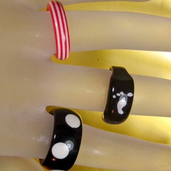 SET of 10 acrylic rings -- multi-colors - Picture 7 of 13